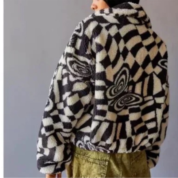 Urban Outfitters Olivia Print Sherpa Jacket XS Black white oversized print - Picture 3 of 11